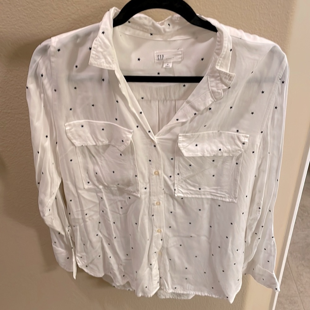 Silky Soft Star Pattern Button Down